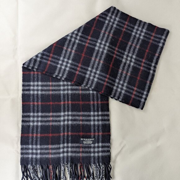 Authentic Burberry Check Scarf – Unisex Cashmere – Pre-Owned – Fast Dispatch - Picture 1 of 6